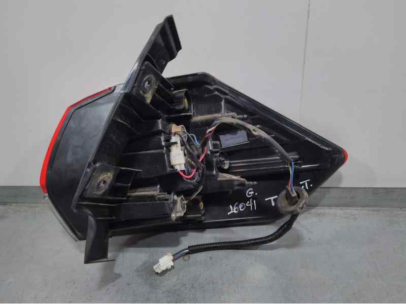 Recambio de piloto trasero izquierdo para nissan x-trail (t32) acenta referencia OEM IAM 265596FP0C  EXTERIOR