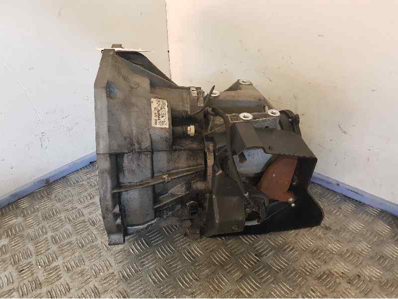 Recambio de caja cambios para ford fiesta (cb1) trend referencia OEM IAM AA6R7002CBC 090211 5VELOCIDADES