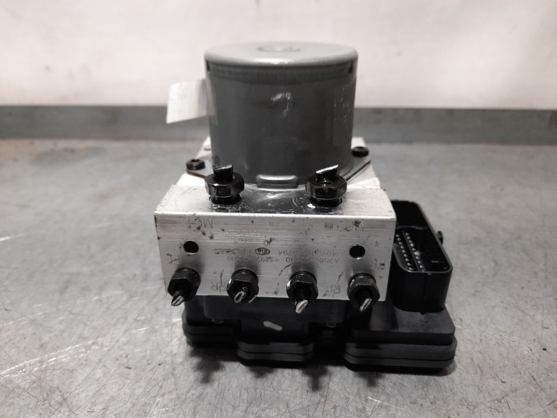 Recambio de abs para kia cee´d attract referencia OEM IAM 58920A2210  