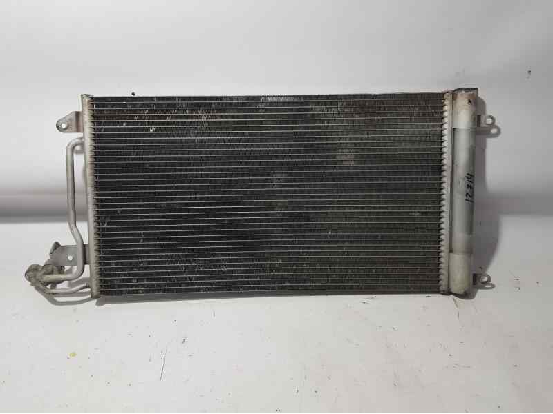 Recambio de condensador / radiador aire acondicionado para volkswagen polo (6r1) crosspolo referencia OEM IAM 6R0820411D S947700