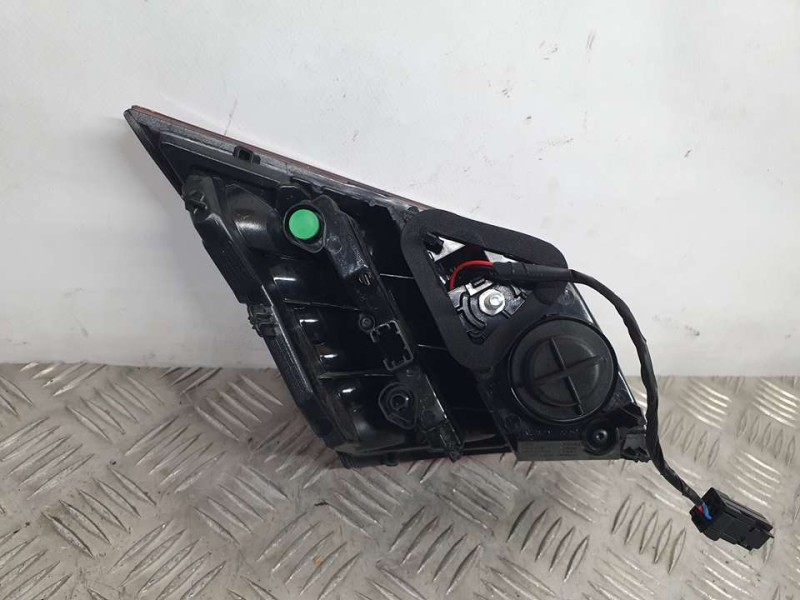 Recambio de piloto trasero derecho para peugeot 308 gt referencia OEM IAM 9677818280 81260201 INTERIOR