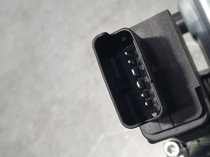 Recambio de elevalunas trasero izquierdo para citroën c3 feel referencia OEM IAM 9830478480  ELECTRICO 6 PINS