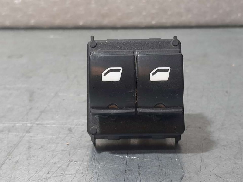 Recambio de mando elevalunas delantero izquierdo para citroën berlingo feel m 5p referencia OEM IAM 98 016298 ZD  