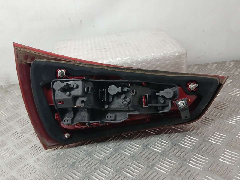 Recambio de piloto trasero derecho para audi a1 (8x) ambition referencia OEM IAM 8X0945094D  