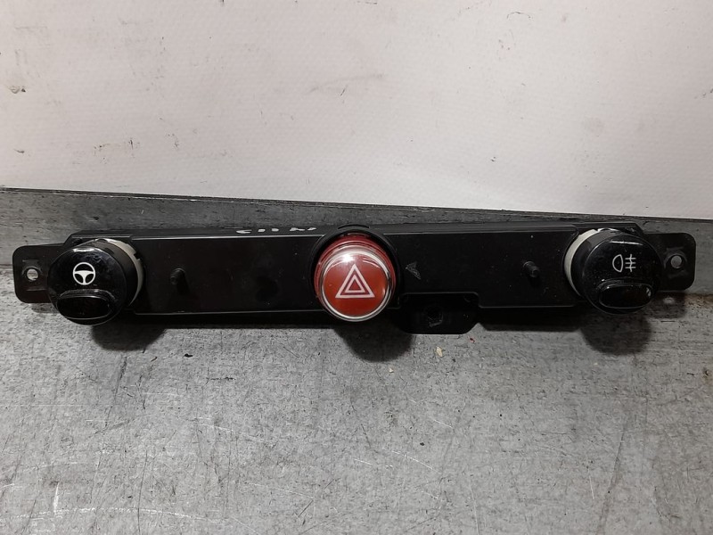 Recambio de warning para fiat nuova 500 (150) pop referencia OEM IAM 735451107  