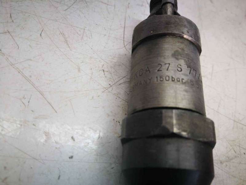 Recambio de inyector para seat ibiza (6k) 1.9 diesel (1y) referencia OEM IAM KCA27S77  028130201B