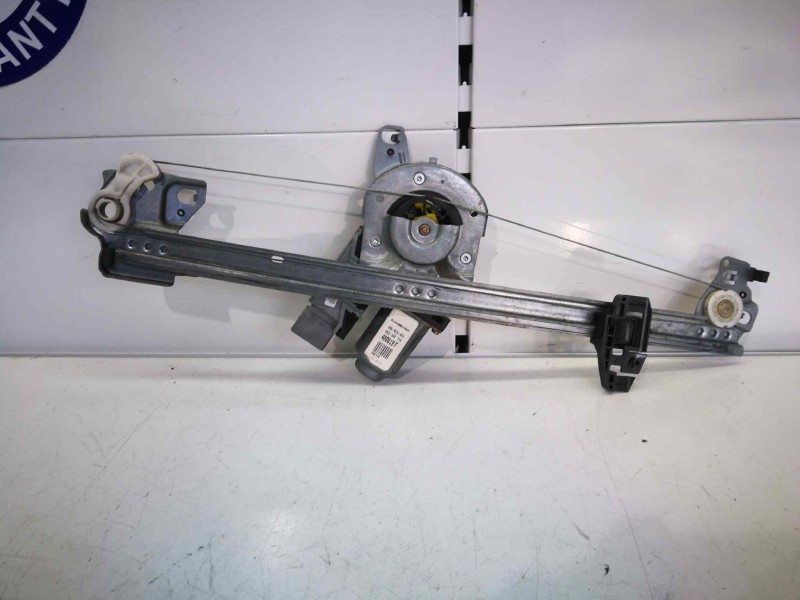 Recambio de elevalunas delantero izquierdo para citroën c3 1.4 sx plus referencia OEM IAM  400619F ELECTRICO 6 PINS