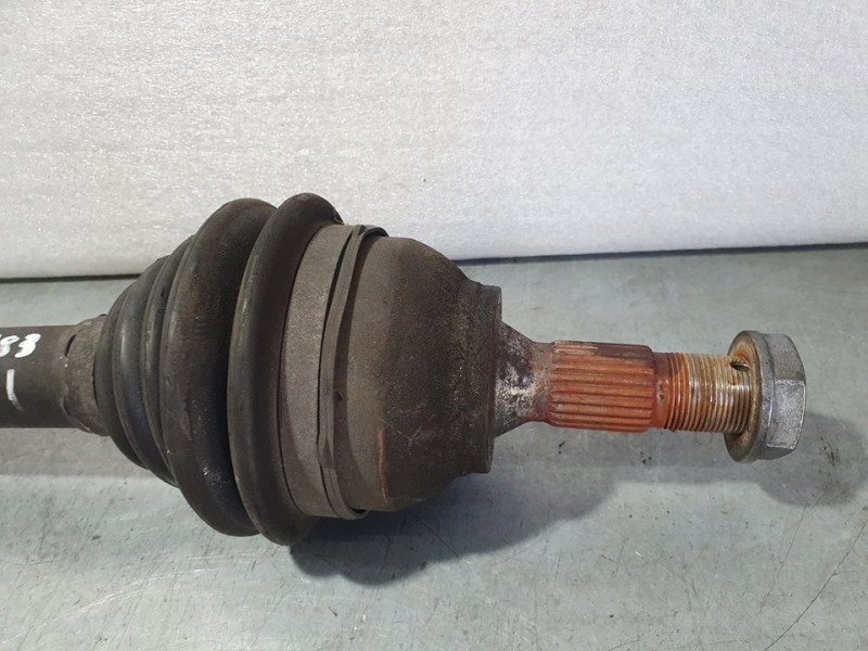 Recambio de transmision delantera izquierda para citroën c4 lim. feel edition referencia OEM IAM 9684135380 8NN68 1545202