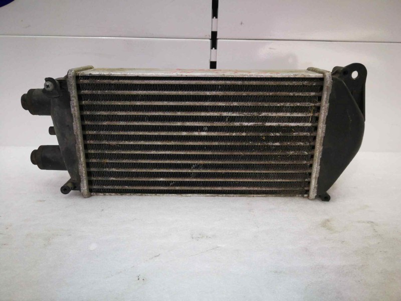 Recambio de intercooler para lancia delta 2.0 turbo cat referencia OEM IAM 37356200 82416363 