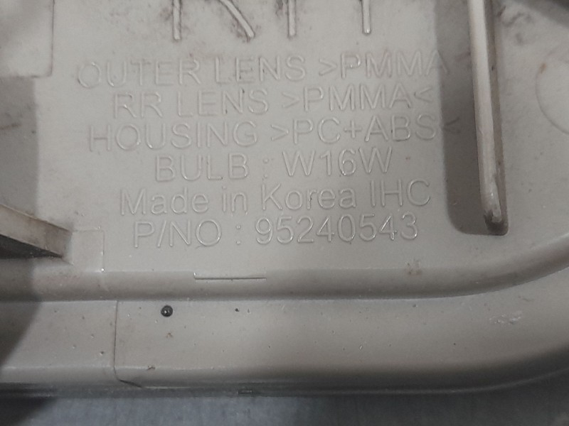 Recambio de piloto trasero derecho paragolpes para chevrolet cruze hatchback (j305) 2.0 cdi referencia OEM IAM 95240543  