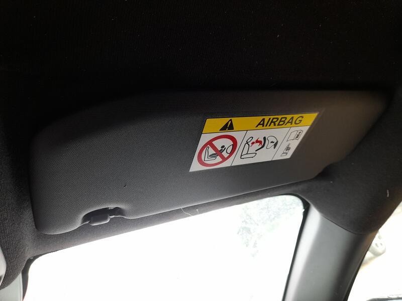 Recambio de parasol derecho para opel corsa f (p2jo) 1.2 (68) referencia OEM IAM 98100807ZD  