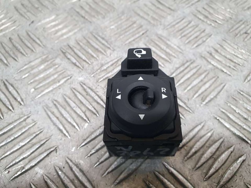 Recambio de mando retrovisor para hyundai ix20 gls style referencia OEM IAM 4914801110  