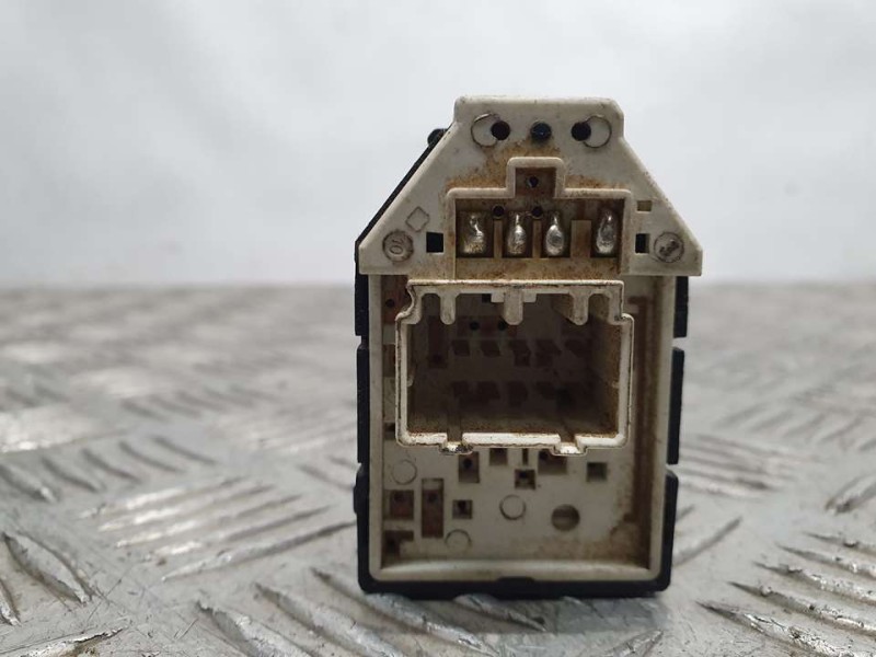 Recambio de mando retrovisor para hyundai ix20 gls style referencia OEM IAM 4914801110  