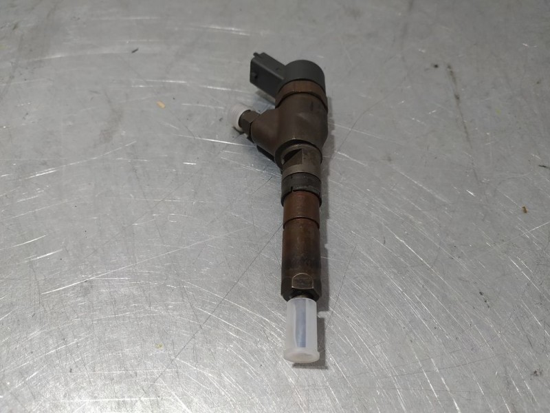 Recambio de inyector para peugeot 406 berlina (s1/s2) srdt referencia OEM IAM 9635196580  BOSCH