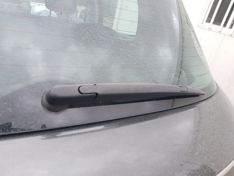 Recambio de motor limpia trasero para peugeot 308 active referencia OEM IAM 9680477480  VALEO