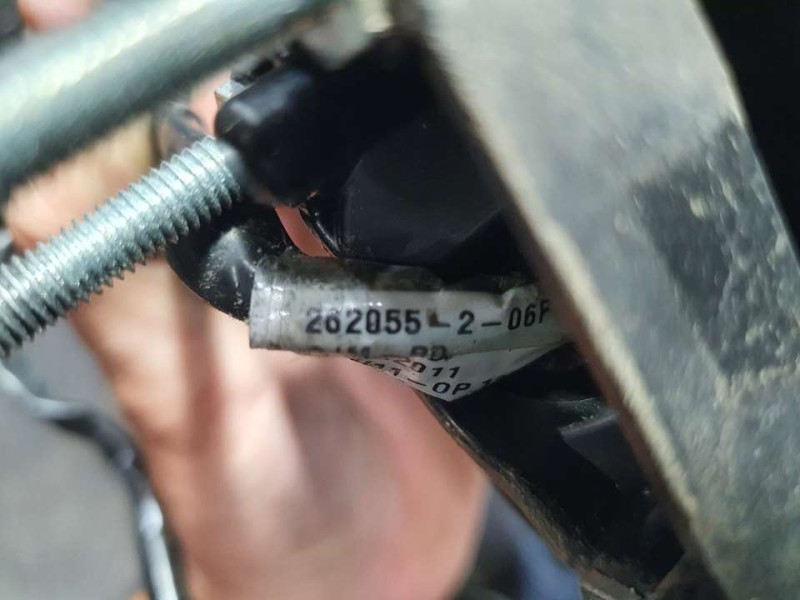 Recambio de retrovisor derecho para audi a1 (8x) ambition referencia OEM IAM 8X1857410S 2620552 ELECTRICO 5 PINES