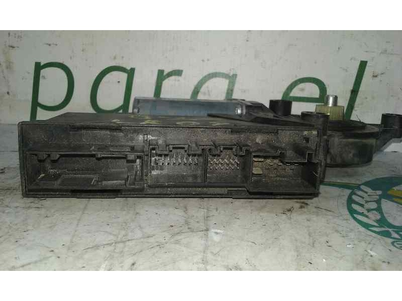 Recambio de motor elevalunas trasero derecho para audi a4 avant (8e) 2.0 tdi referencia OEM IAM 5WK49205CBF 8E0959802E ELECTRICO