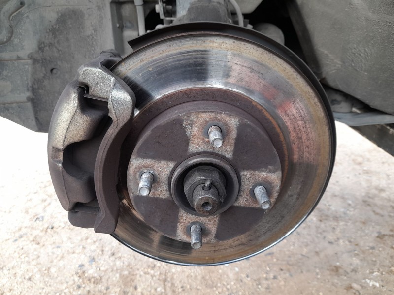 Recambio de mangueta delantera izquierda para nissan primera (p11) 2.0 td referencia OEM IAM 400112J500  