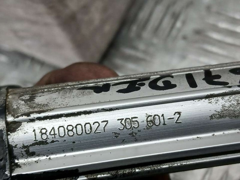 Recambio de inyector lavafaros para citroën c4 picasso exclusive referencia OEM IAM 184080027  ROZADO