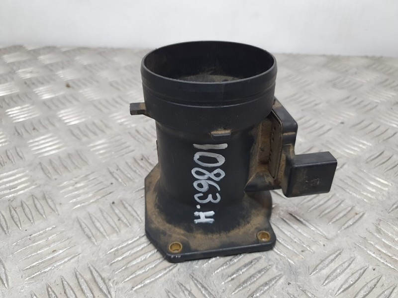 Recambio de caudalimetro para skoda octavia berlina (1u2) 1.6 glx (74kw) referencia OEM IAM 06A906461B AFH6010C 