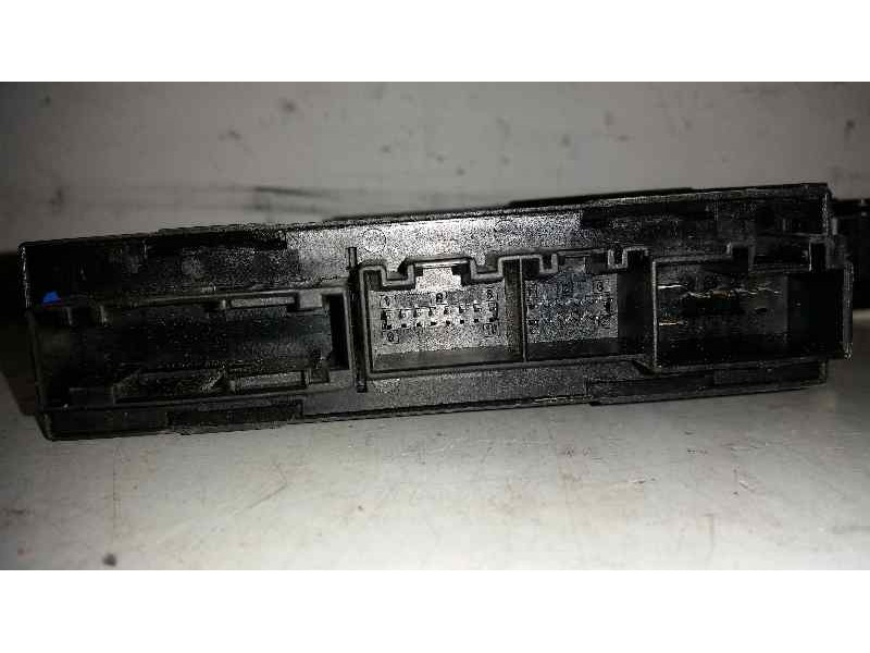 Recambio de motor elevalunas trasero izquierdo para audi a4 avant (8e) 2.0 tdi referencia OEM IAM   ELECTRICO