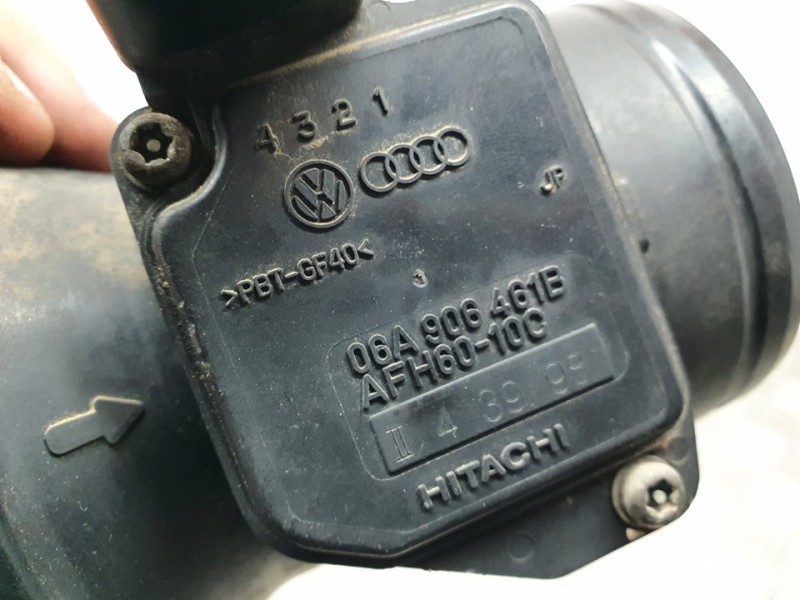 Recambio de caudalimetro para skoda octavia berlina (1u2) 1.6 glx (74kw) referencia OEM IAM 06A906461B AFH6010C 