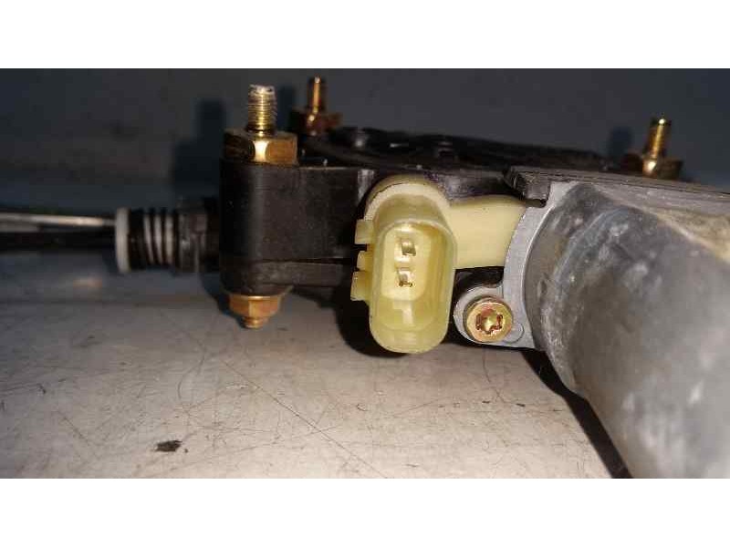 Recambio de elevalunas trasero izquierdo para hyundai accent (mc) gl referencia OEM IAM  2 PINS ELECTRICO