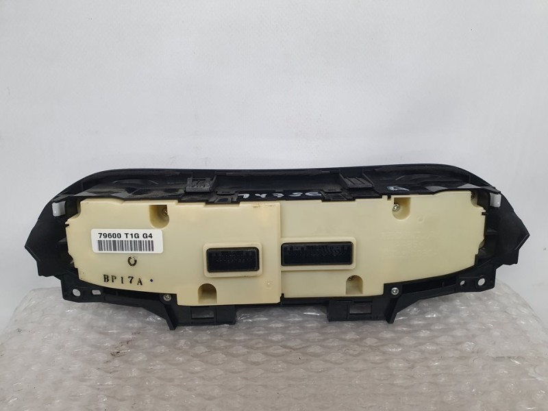 Recambio de mando climatizador para honda cr-v comfort 4x4 referencia OEM IAM 79600T1GG4  