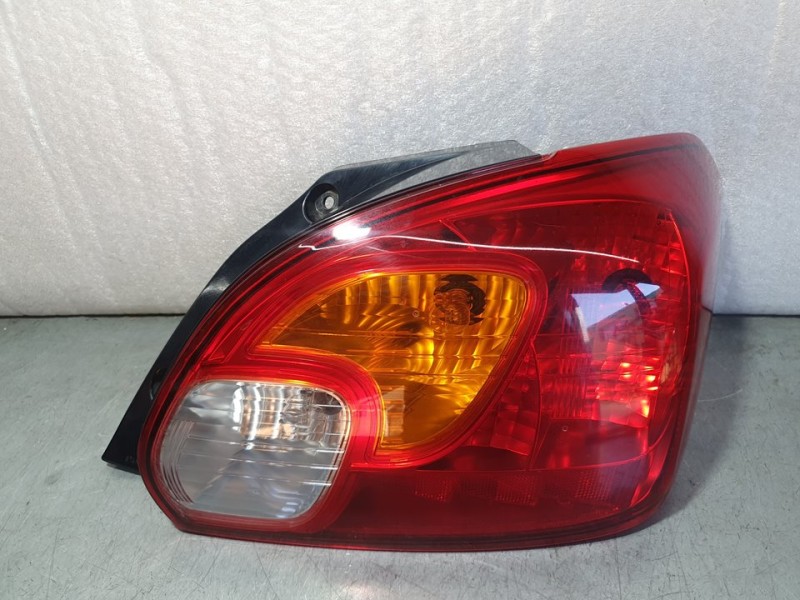 Recambio de piloto trasero derecho para mitsubishi space star 120 kaiteki referencia OEM IAM SIN REF  