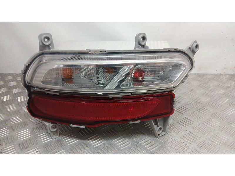 Recambio de piloto trasero izquierdo paragolpes para kia sportage iv (ql, qle) 1.6 gdi referencia OEM IAM 92405D9210  