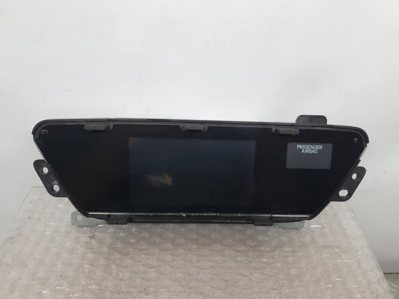 Recambio de pantalla multifuncion para honda cr-v comfort 4x4 referencia OEM IAM 39710T1GG010M1 CVCH72F3AE 