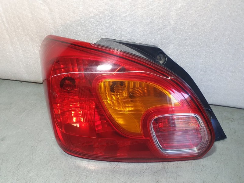 Recambio de piloto trasero izquierdo para mitsubishi space star 120 kaiteki referencia OEM IAM SIN REF  