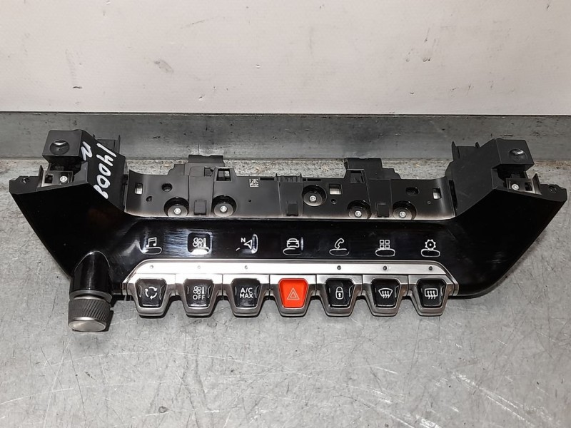 Recambio de mando multifuncion para peugeot 208 (p2) active referencia OEM IAM 98261081  
