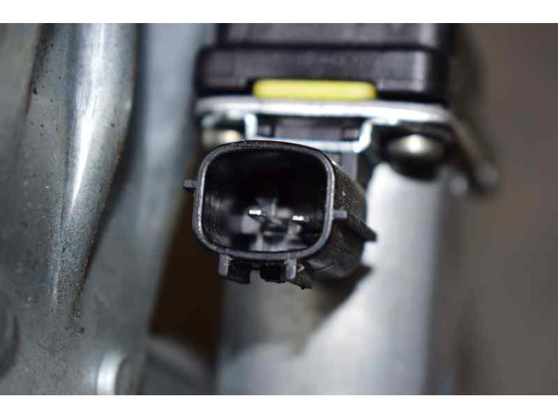 Recambio de elevalunas delantero derecho para dacia sandero ambiance referencia OEM IAM  2 PINS ELECTRICO