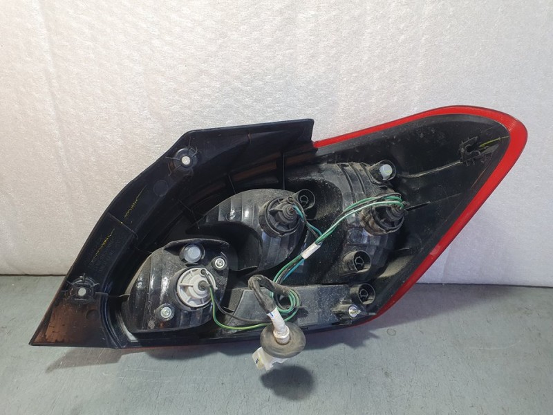 Recambio de piloto trasero izquierdo para mitsubishi space star 120 kaiteki referencia OEM IAM SIN REF  