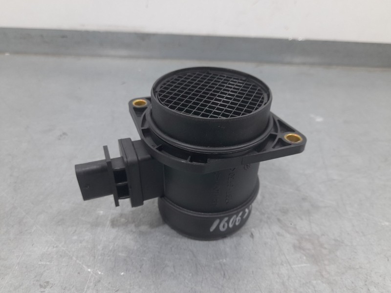 Recambio de caudalimetro para kia cee´d sporty wagon lx referencia OEM IAM 281642A500 9021050002 