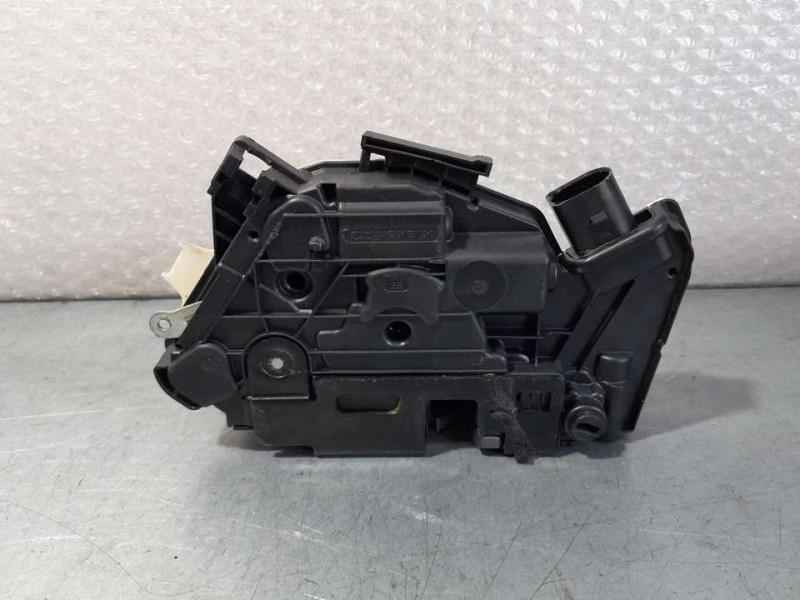 Recambio de cerradura puerta trasera derecha para volkswagen tiguan (5n2) t1 bluemotion referencia OEM IAM 5N0839016D  6 PINES