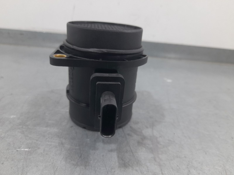 Recambio de caudalimetro para kia cee´d sporty wagon lx referencia OEM IAM 281642A500 9021050002 