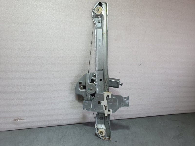 Recambio de elevalunas delantero izquierdo para citroën c3 feel referencia OEM IAM 9813093280  ELECTRICO 2 PINES