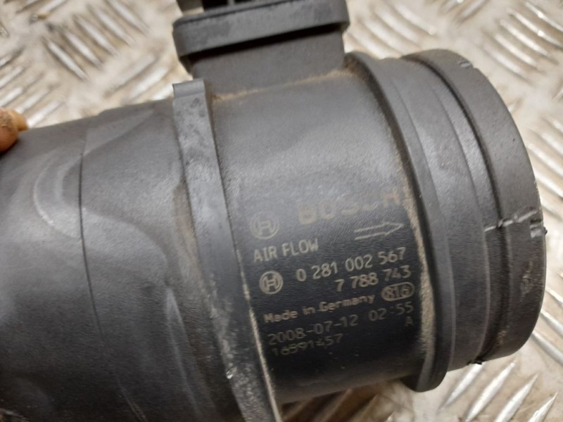 Recambio de caudalimetro para bmw serie 1 berlina (e81/e87) 118d referencia OEM IAM 7788743 0281002567 BOSCH
