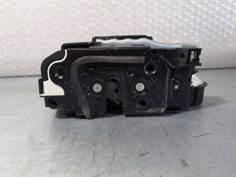 Recambio de cerradura puerta trasera derecha para volkswagen tiguan (5n2) t1 bluemotion referencia OEM IAM 5N0839016D  6 PINES
