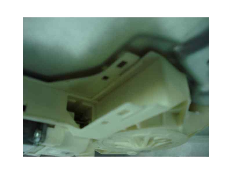 Recambio de elevalunas delantero derecho para ford focus berlina (cap) ghia referencia OEM IAM 4M5T14553  2 PINS