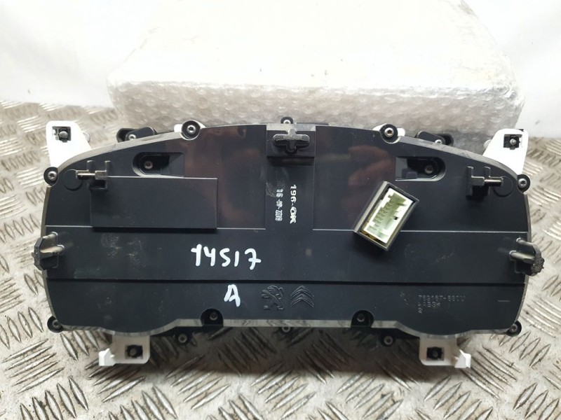 Recambio de cuadro instrumentos para peugeot expert furgón pro standard referencia OEM IAM 9823961080 0594821 