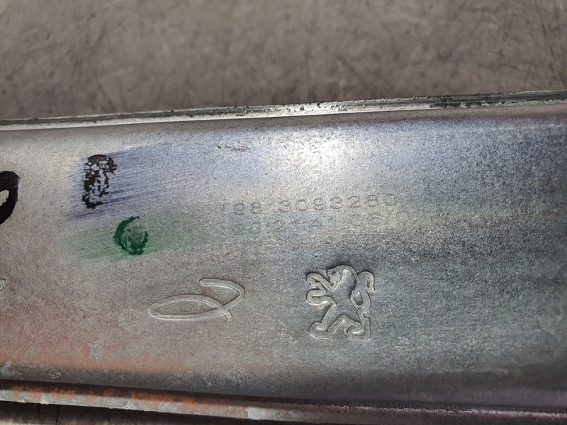 Recambio de elevalunas delantero izquierdo para citroën c3 feel referencia OEM IAM 9813093280  ELECTRICO 2 PINES