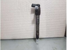 Recambio de inyector para volkswagen crafter caja cerrada 2.0 tdi referencia OEM IAM 03L130277Q 0445110641 BOSCH