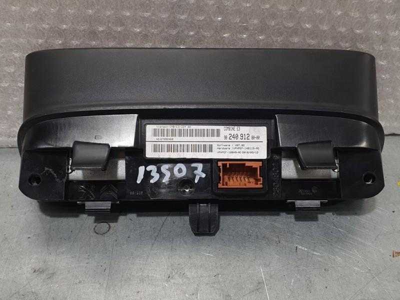 Recambio de cuadro instrumentos para citroën c4 cactus live referencia OEM IAM 9824091280 VPHPEF10849AD 