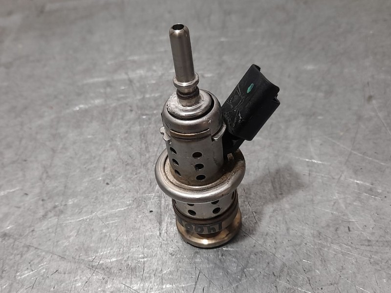 Recambio de inyector adblue para peugeot 208 (p2) active referencia OEM IAM 9813930180  