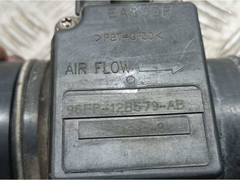 Recambio de caudalimetro para ford fiesta berlina ghia referencia OEM IAM 96FP12B579AB  