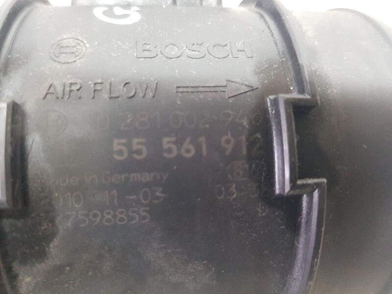 Recambio de caudalimetro para opel corsa d 111 years referencia OEM IAM 55561912  