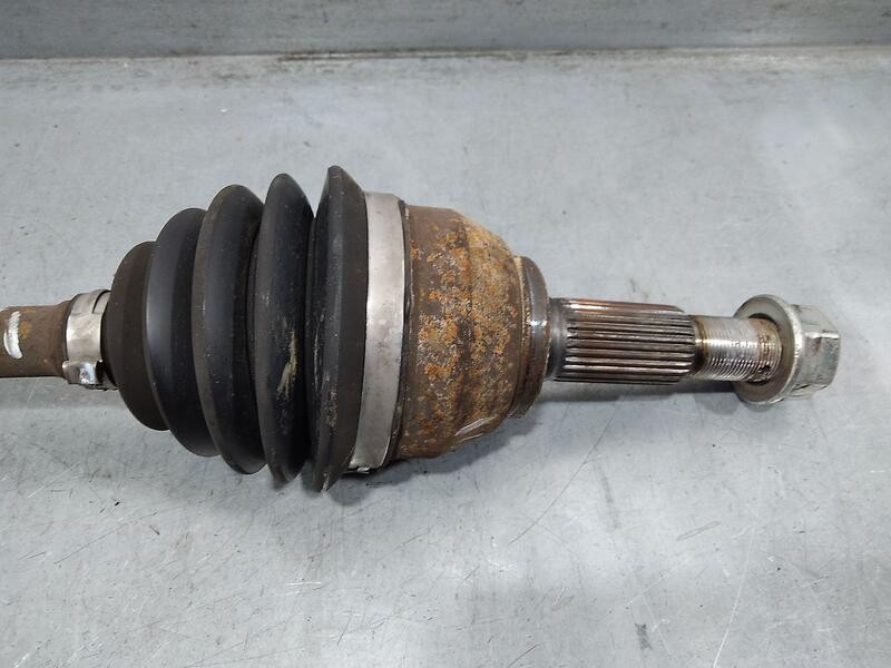 Recambio de transmision delantera izquierda para nissan juke (f15) acenta referencia OEM IAM 391011KA0A  